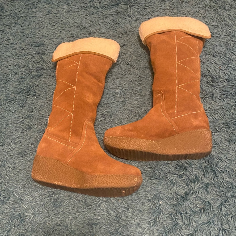 Yellow Box Tall Slouch Wedge Boots Shearling Lined Size 9.5